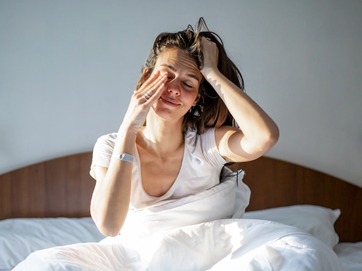 Why Do My Eyes Hurt When I Wake Up 9 Common Causes & Treatments